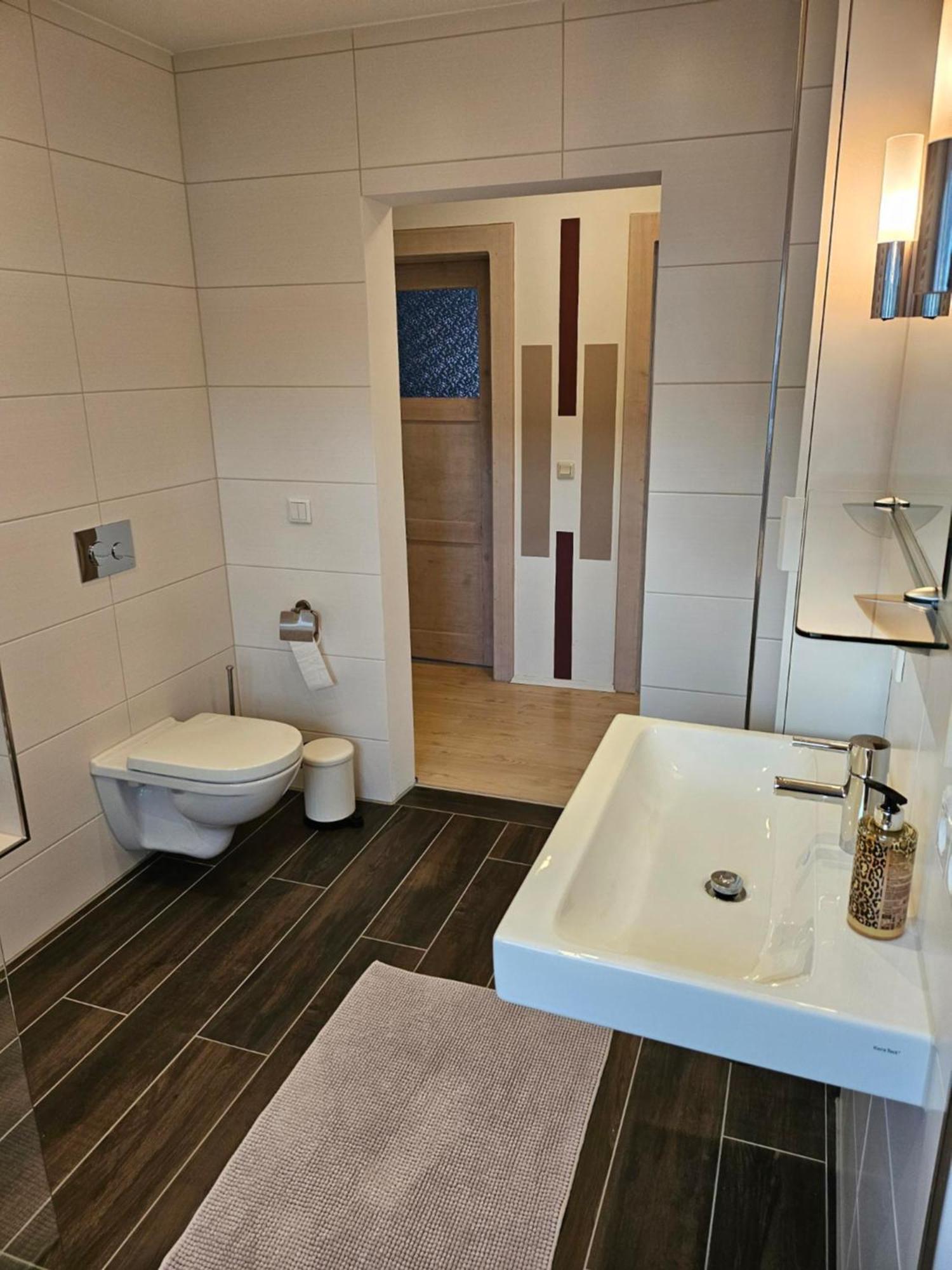 Apartment Home 2 Швабах Номер фото